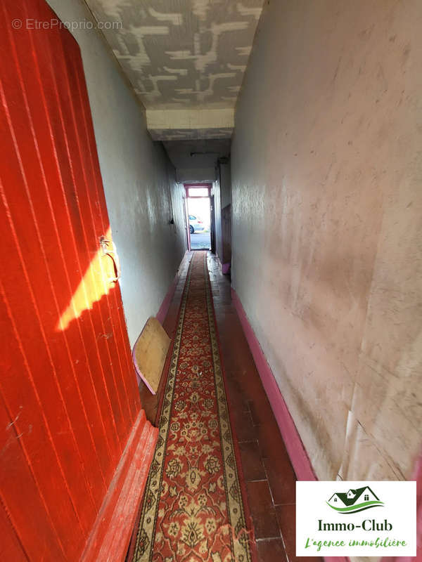 Appartement à CHATEAU-CHINON(VILLE)