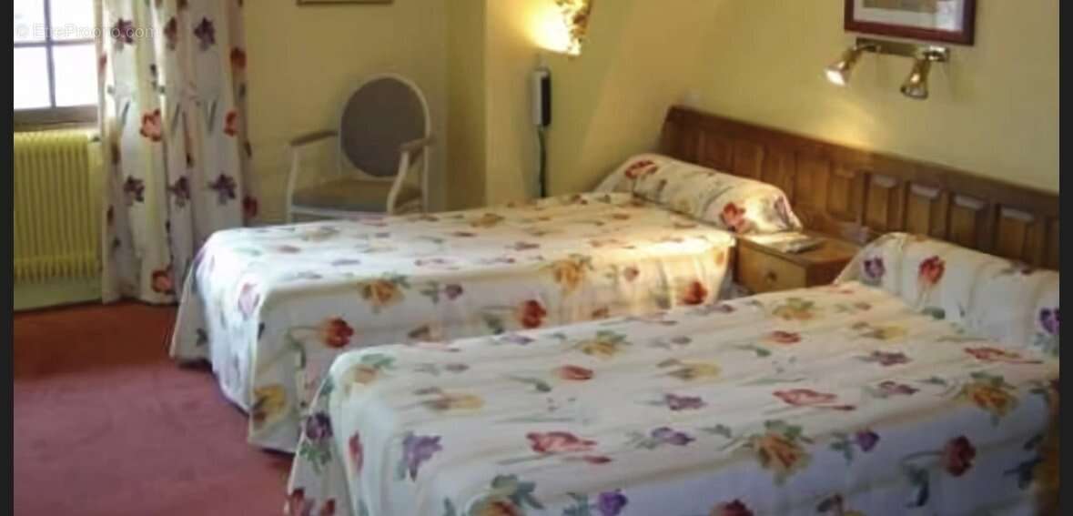 Maison à MONTAIGUT-SUR-SAVE