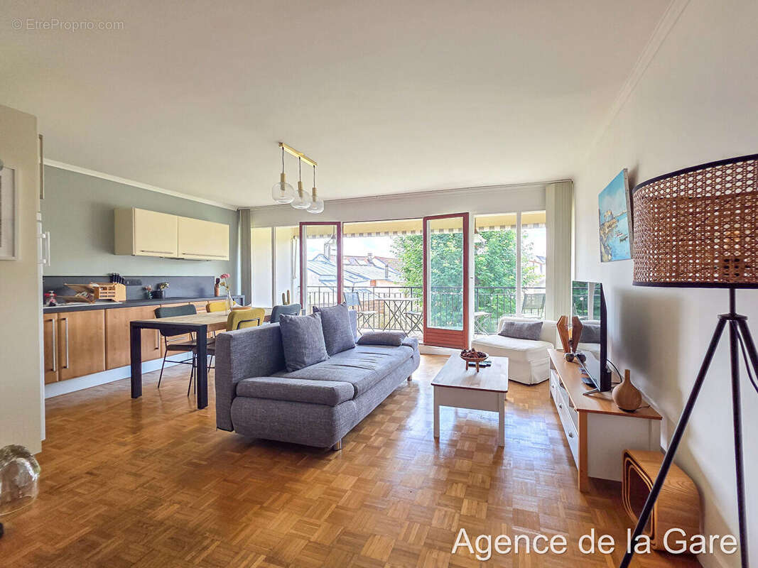 Appartement à MAISONS-LAFFITTE