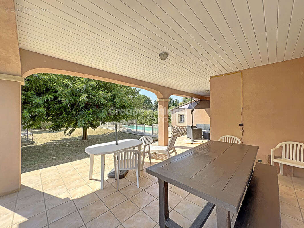Villa 5 pièces 129m2 - piscine - garage 58 M² - photo 5