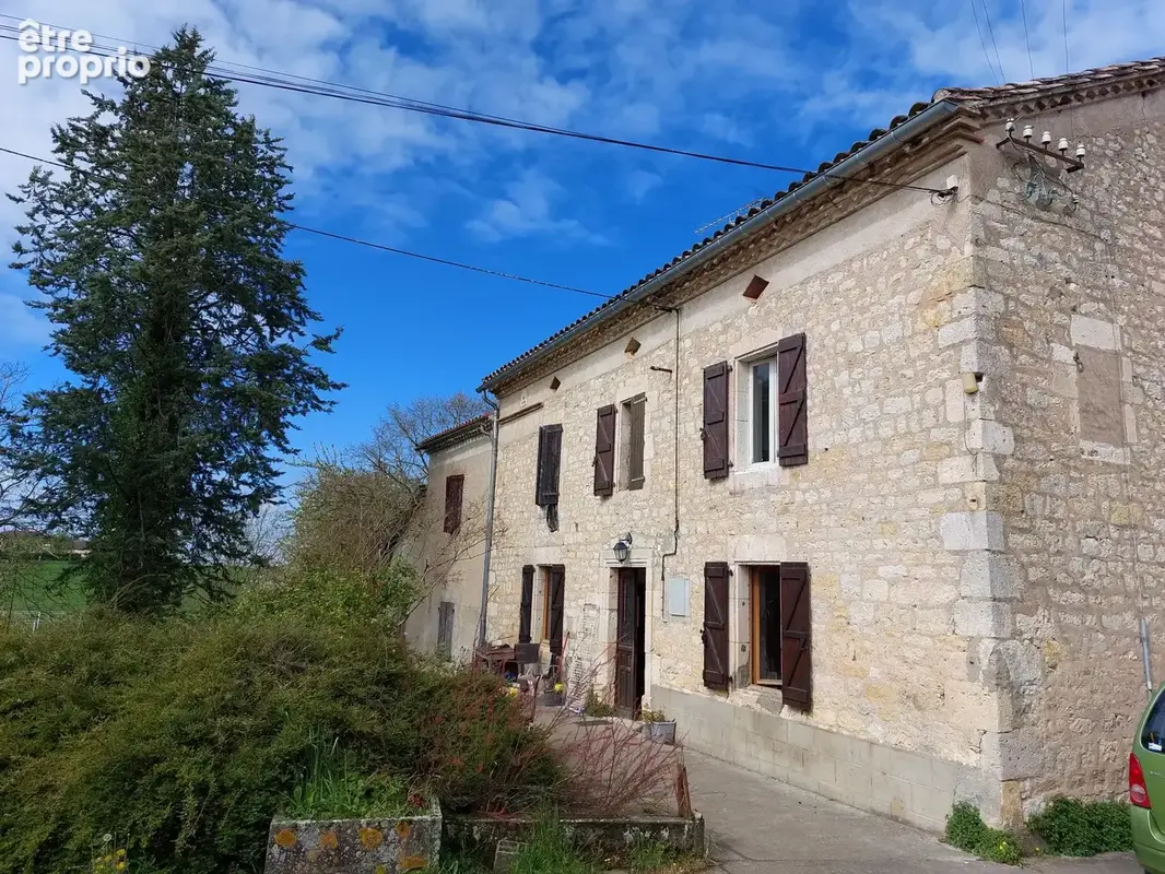 Photo Maison à Cordes-Sur-Ciel au prix de 267 500€