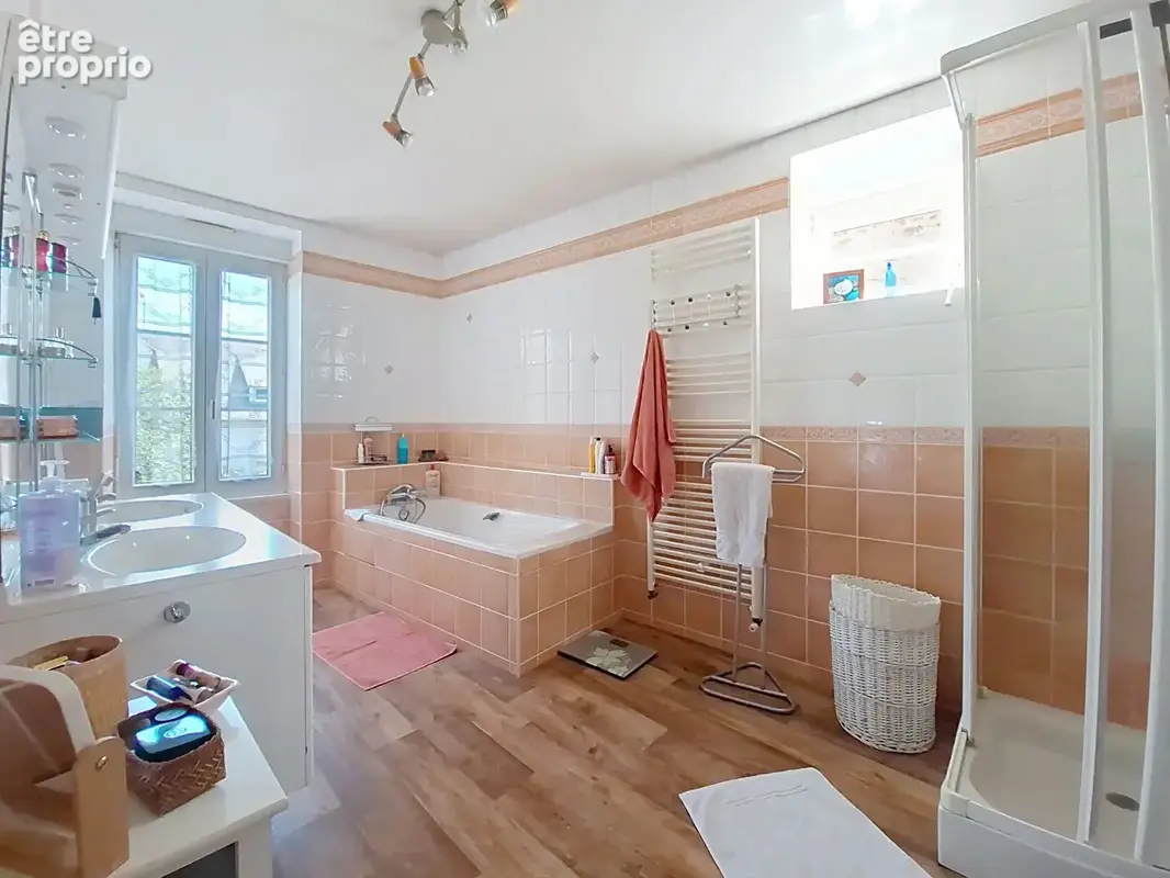 Maison  6 pièces 173 m²  50540 ISIGNY LE BUAT - photo 11