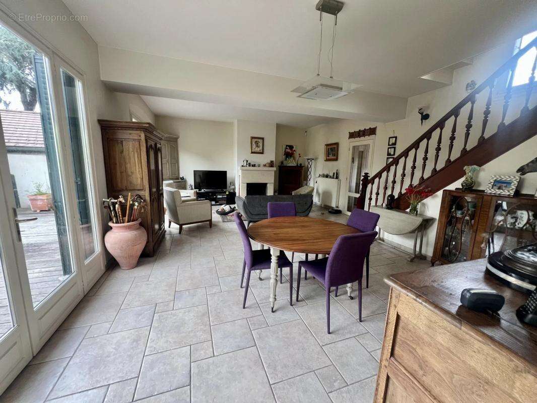 Maison à PORCHEVILLE