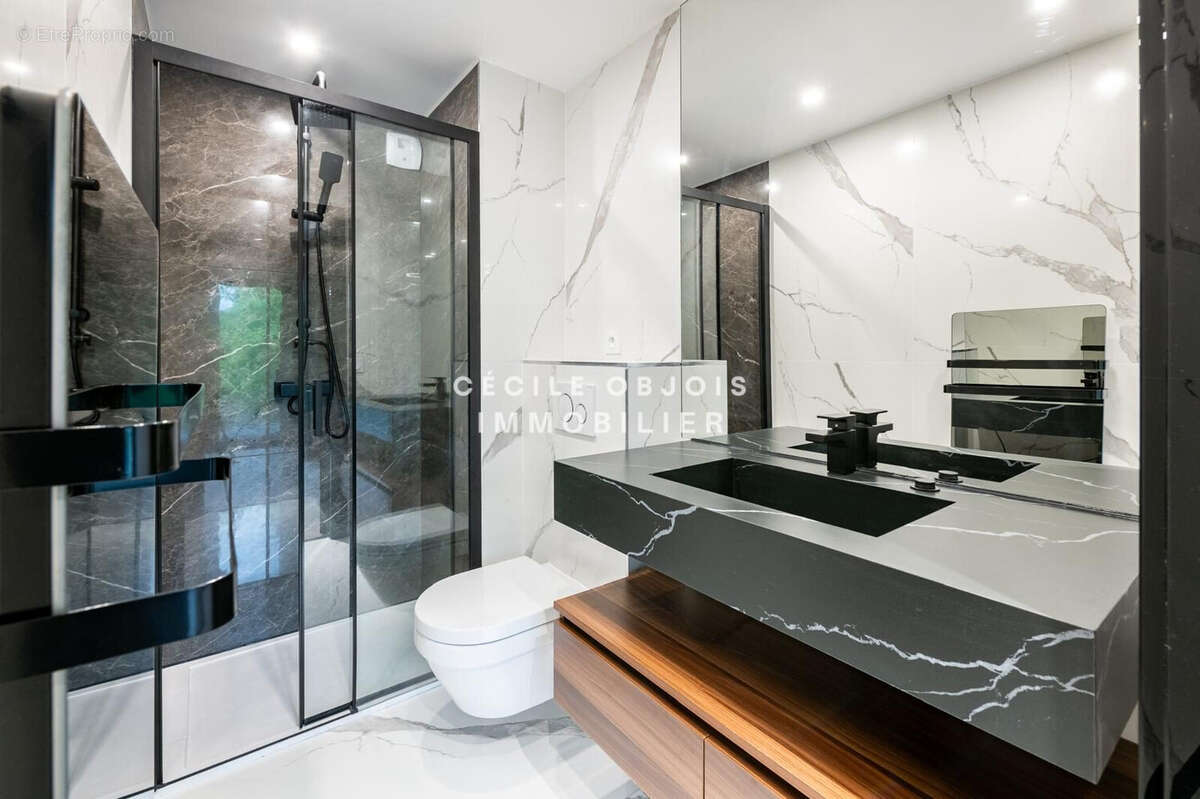 Appartement à SAINT-MAUR-DES-FOSSES