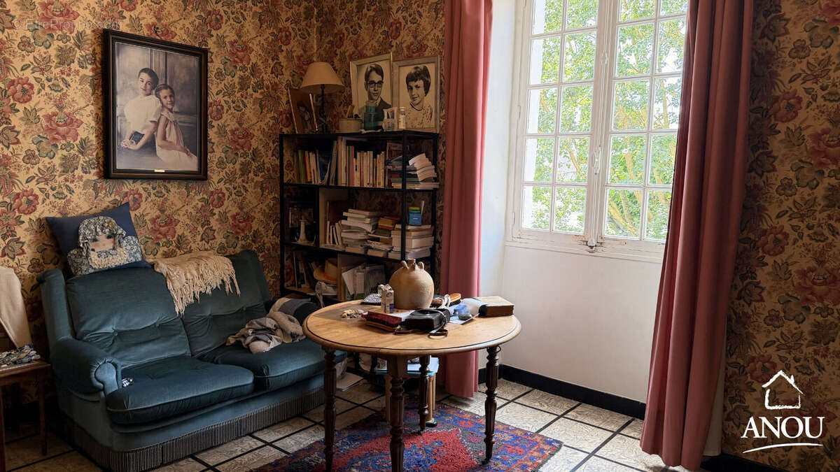 Maison de maitre 18eme siecle - quartier historique - photo 4