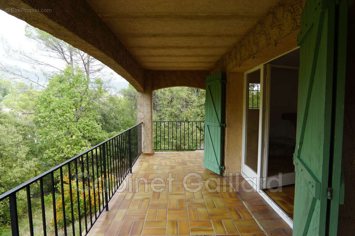 Maison à PEYMEINADE