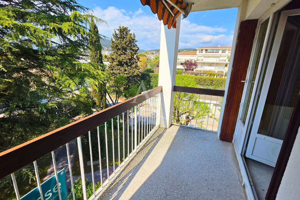 Appartement à CARQUEIRANNE