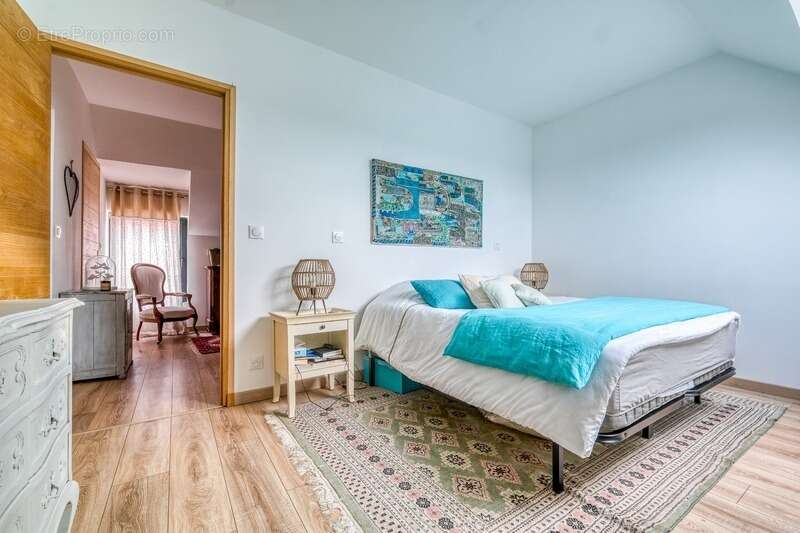 Maison à COULOMMIERS