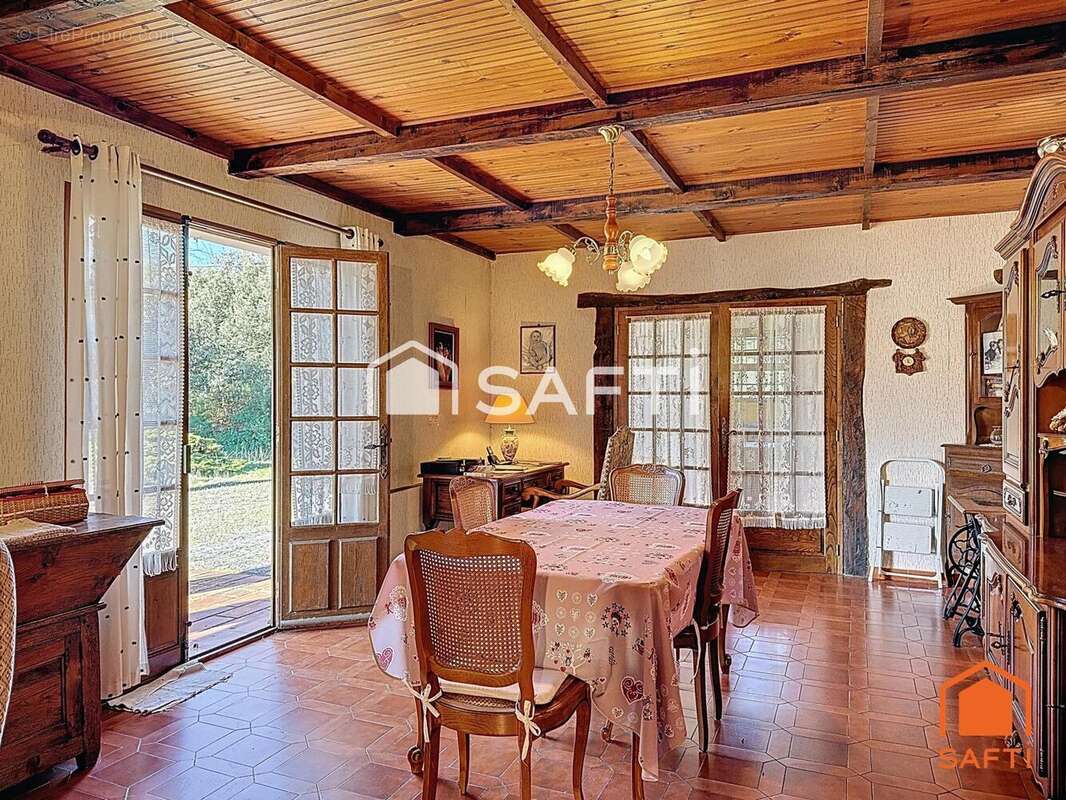 Photo 3 - Maison à REGUSSE