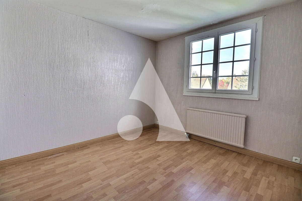 Maison à AUVERS-SUR-OISE