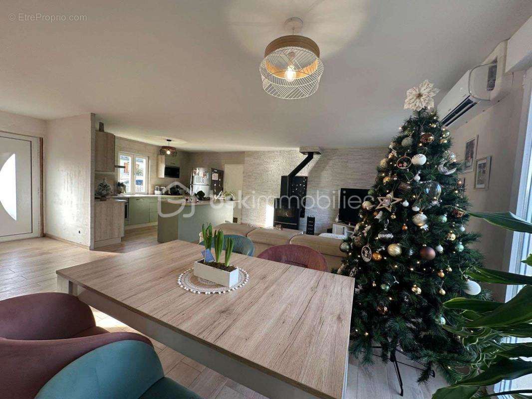 Maison à BRIE-COMTE-ROBERT