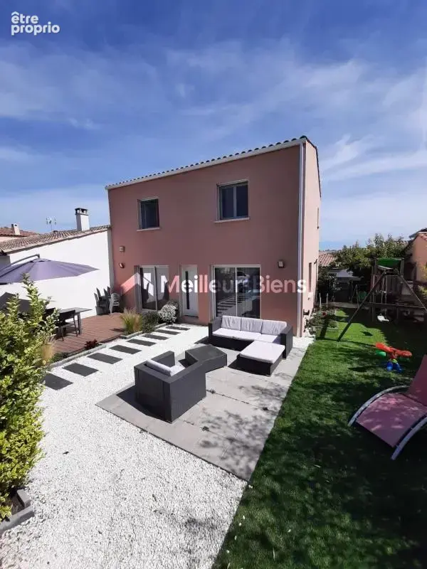 Maison 4 pièces 97 m² à Gigean, terrain de 530 m² avec piscine - photo 2