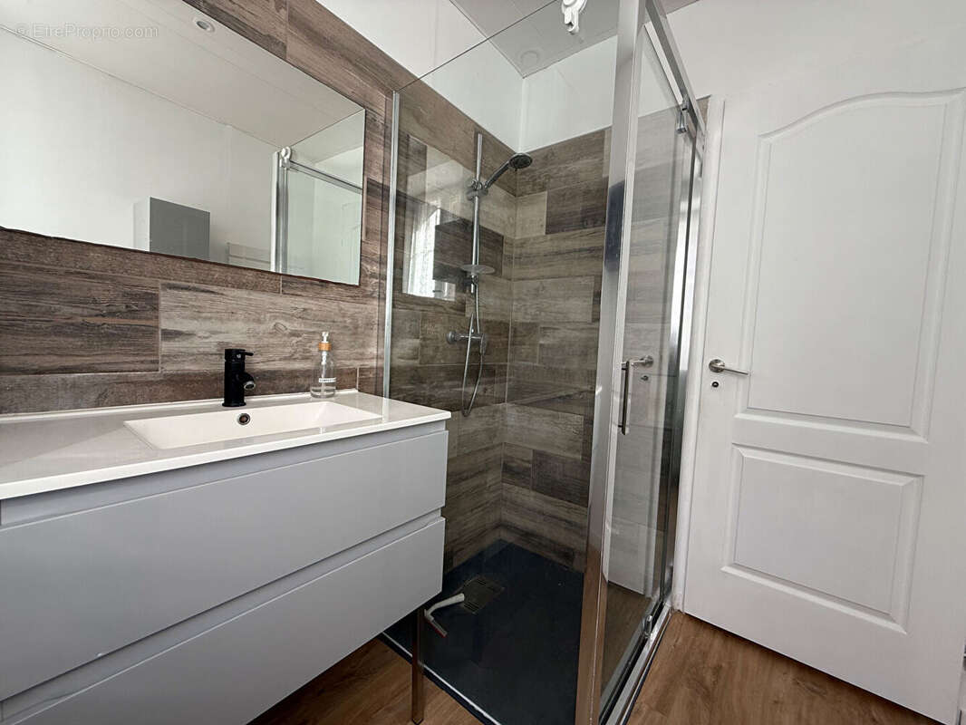 Maison à AZAY-SUR-CHER