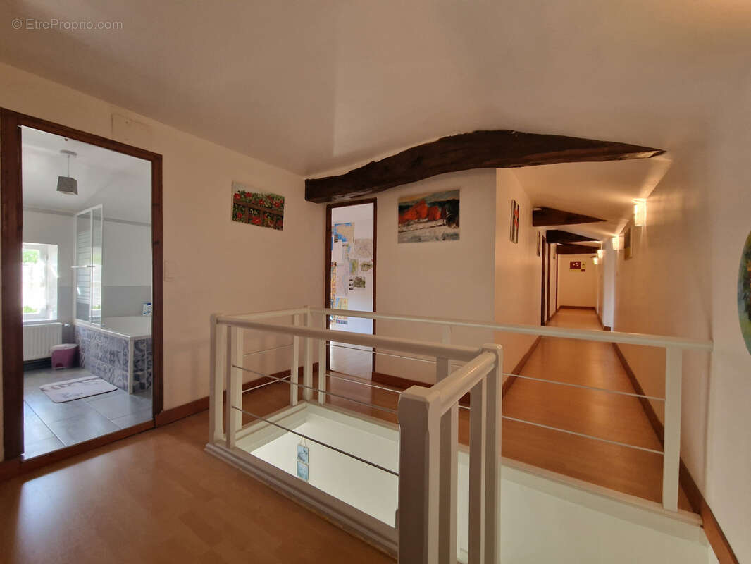 Maison à TUGERAS-SAINT-MAURICE