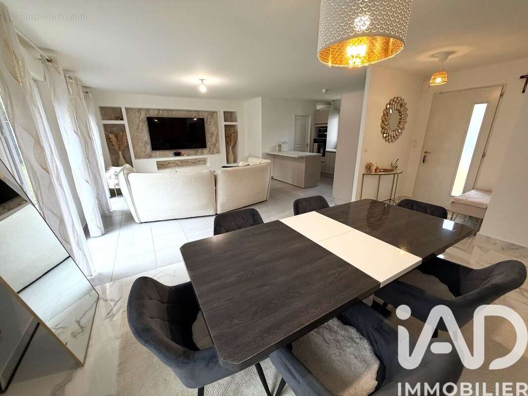 Photo 3 - Maison à MARDIE