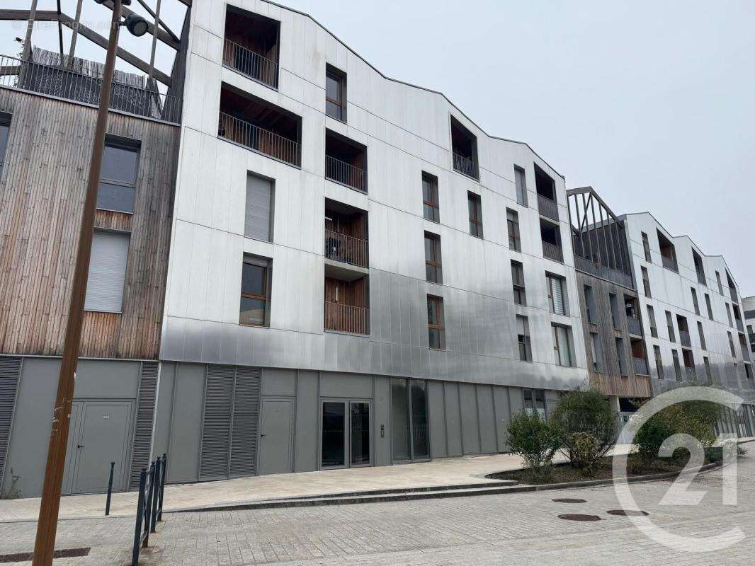 Appartement à FONTENAY-SOUS-BOIS