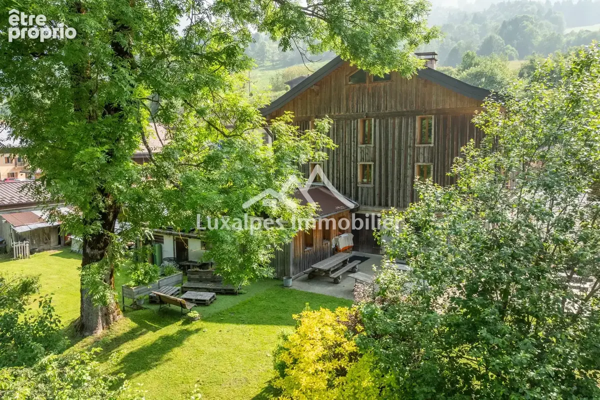 Photo Maison à Entremont au prix de 790 000€