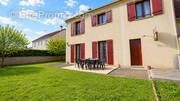Maison à ISSOU
