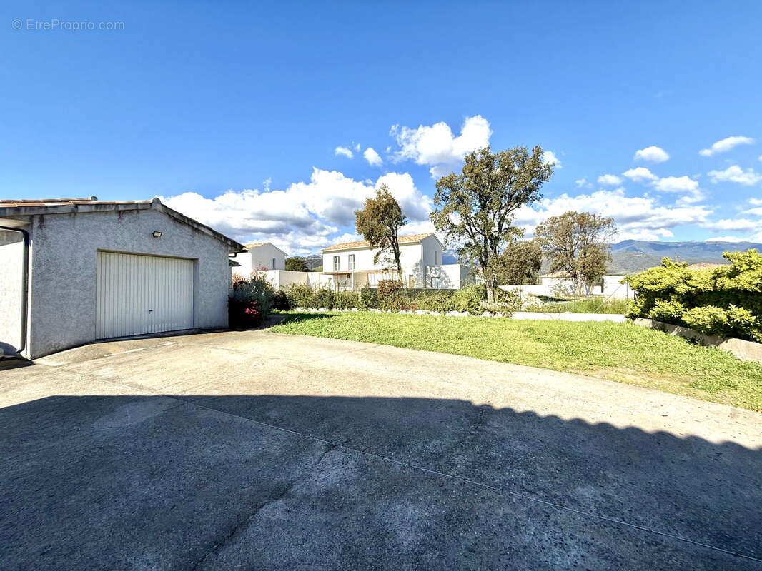 Maison à PRUNELLI-DI-FIUMORBO