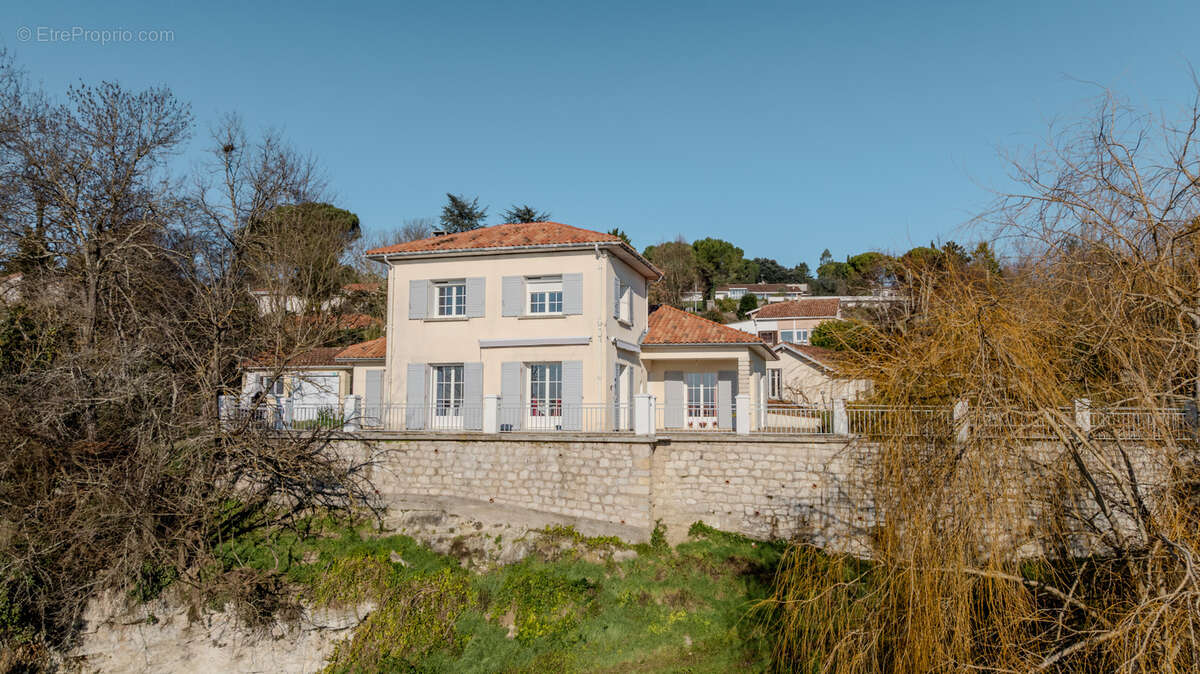 Maison à VILLENEUVE-SUR-LOT