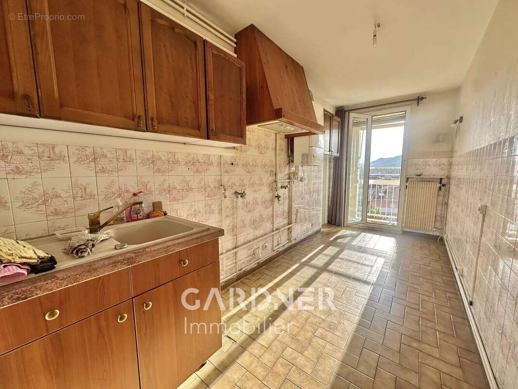 Appartement à AUBAGNE