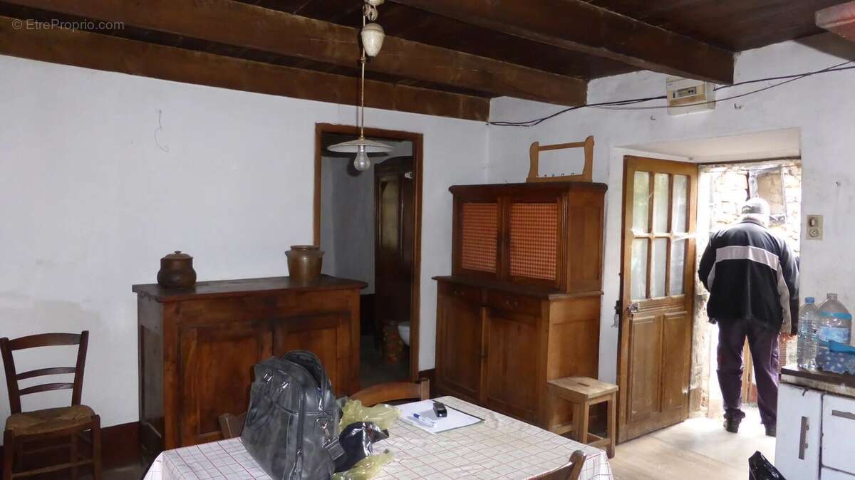 Appartement à VEYREAU