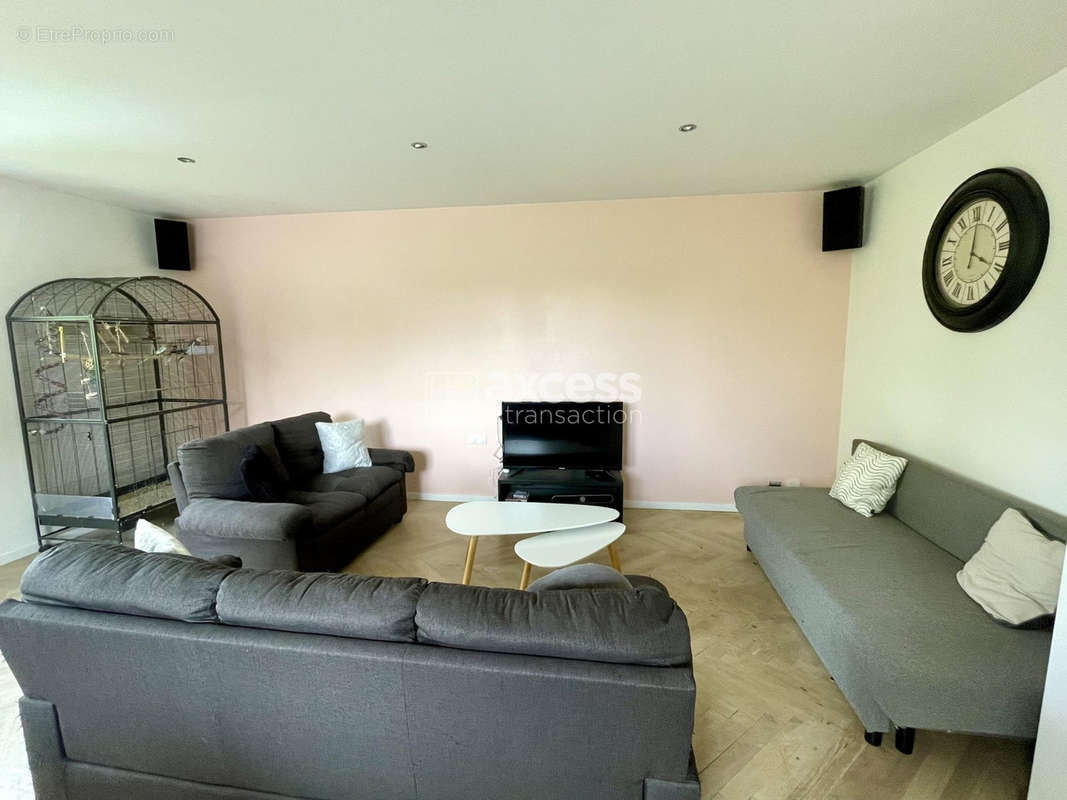 Maison à PREUSCHDORF