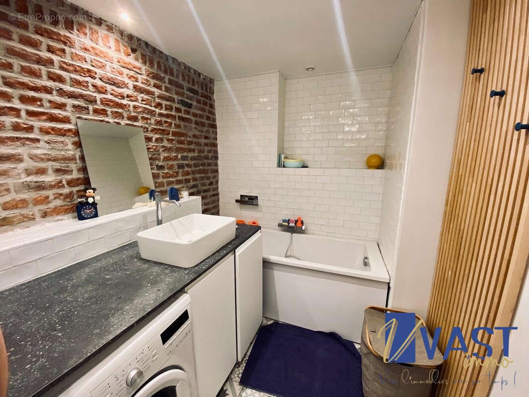 Appartement 57 m² à Lille  - photo 4