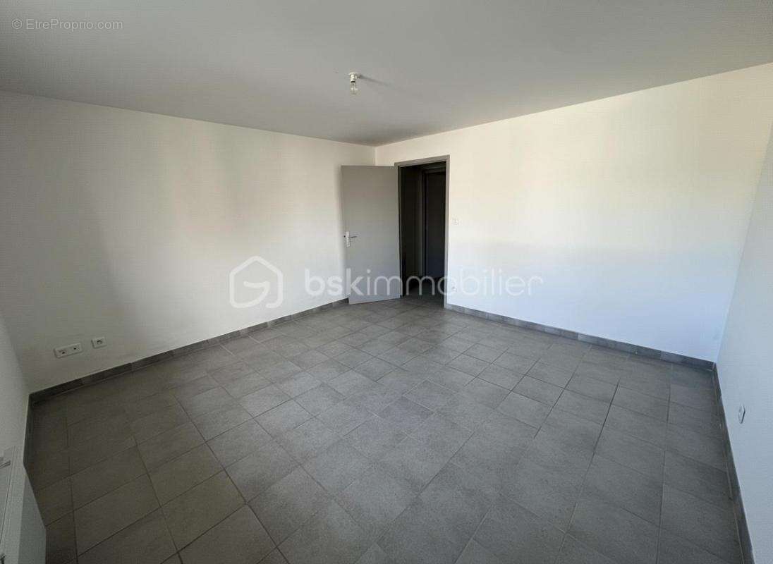 Maison d'habitation 77 m² avec local indépendant de 14 m² - photo 7