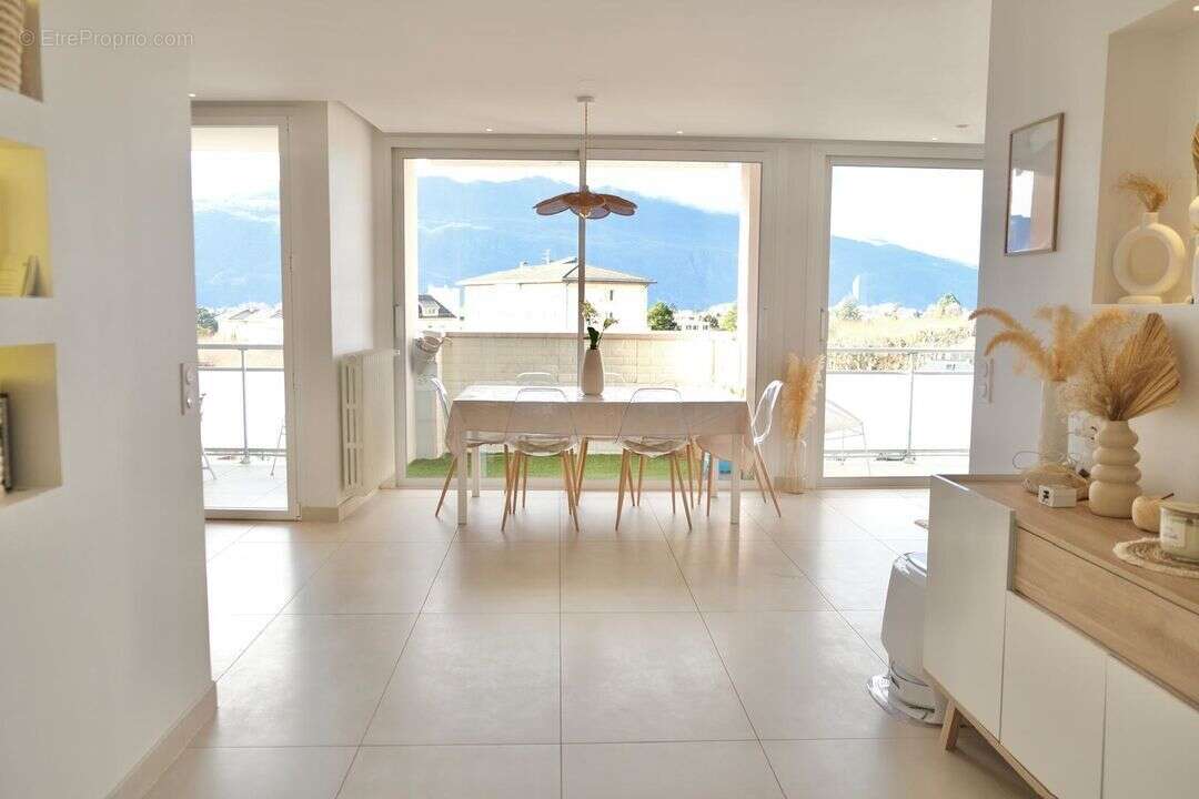 Appartement à AIX-LES-BAINS