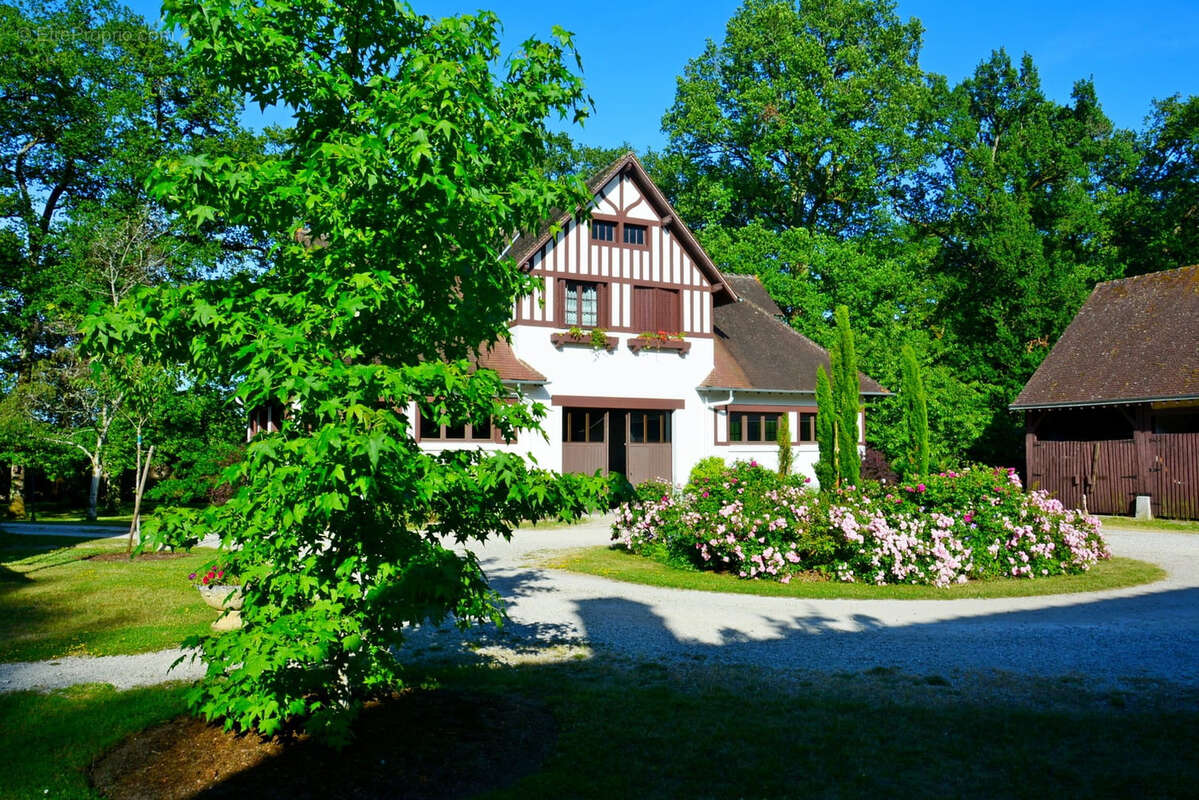 Maison à LIGNY-LE-RIBAULT