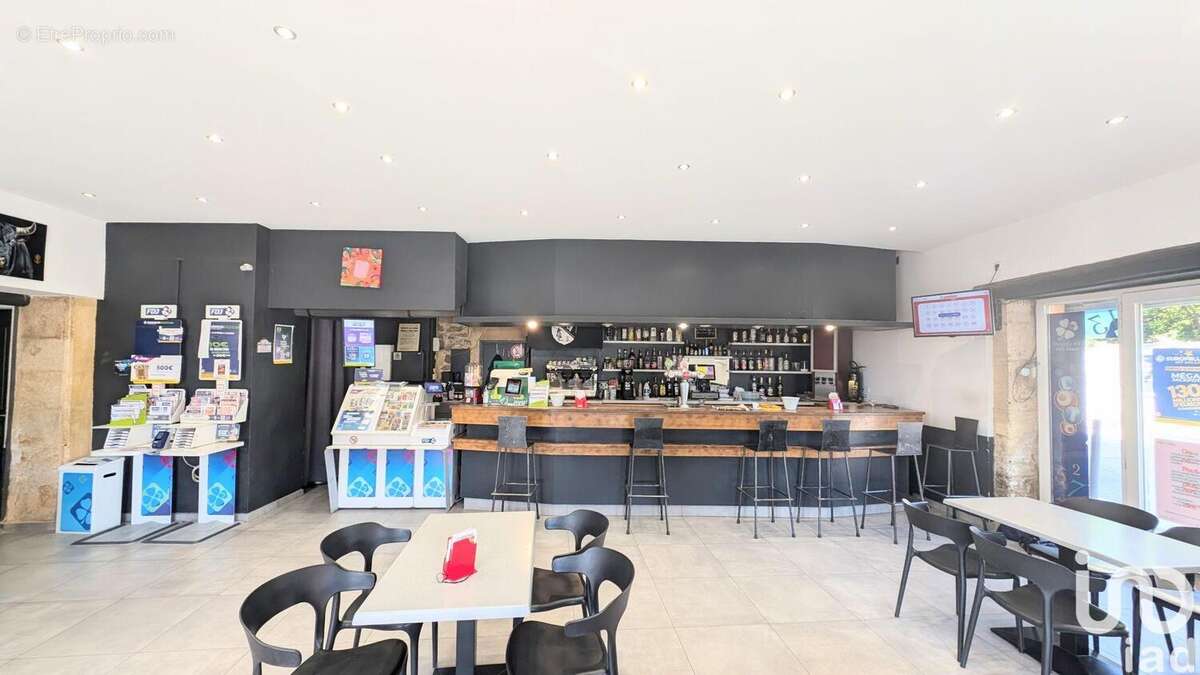 Photo 3 - Commerce à SAINT-GERVASY