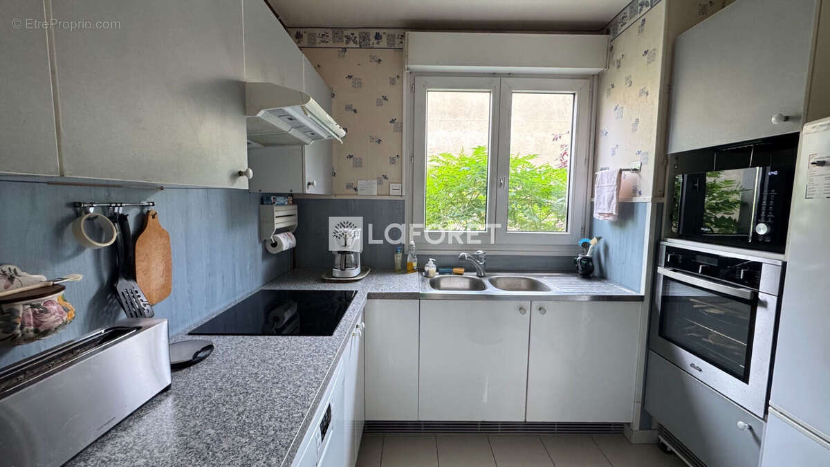 Appartement à PARIS-12E