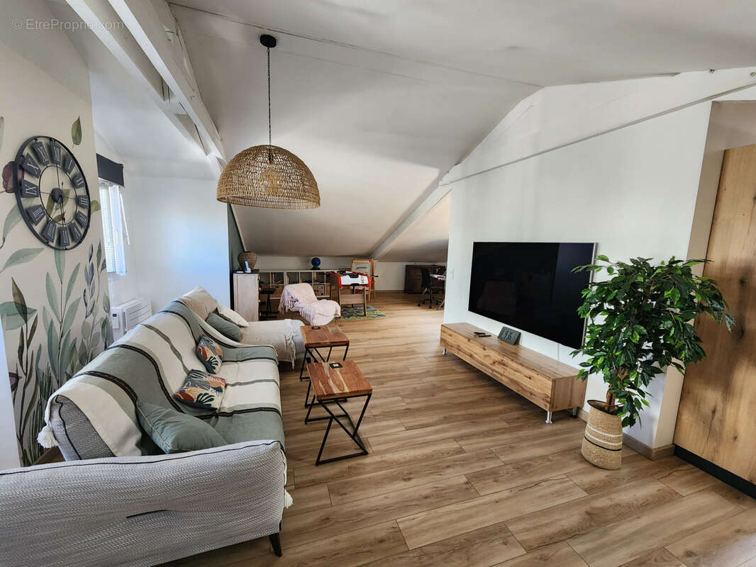 Appartement à SAINT-RAPHAEL