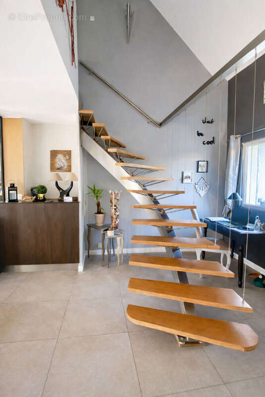Maison familiale Vennecy 7 pièce(s) 235 m2 - photo 11