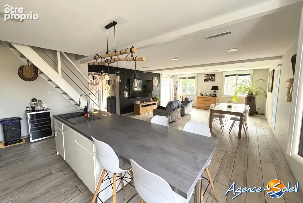 Maison 6 pièces 216 m² à vendre à Agde (34300) - photo 3