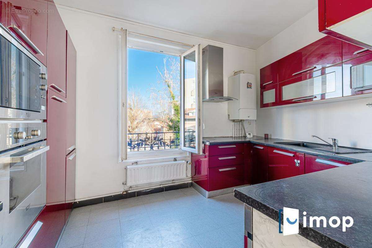 Appartement à EPINAY-SUR-SEINE