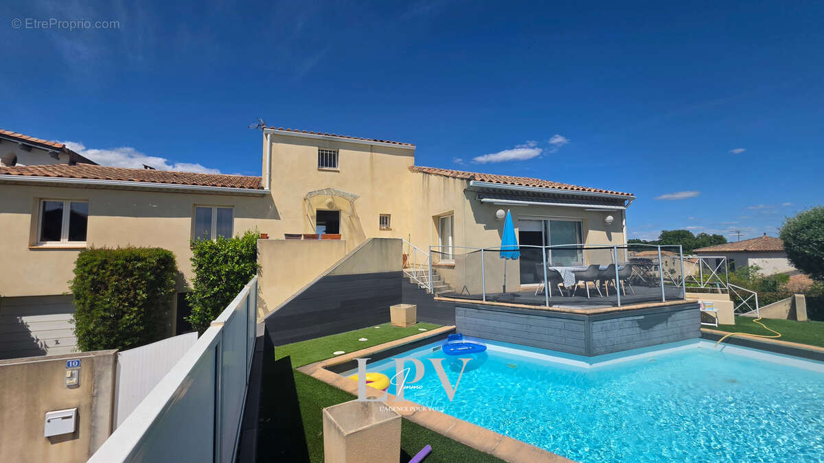 Maison familiale de 184 m2 avec garage, piscine et terrasse plein sud   Lavérune - photo 3