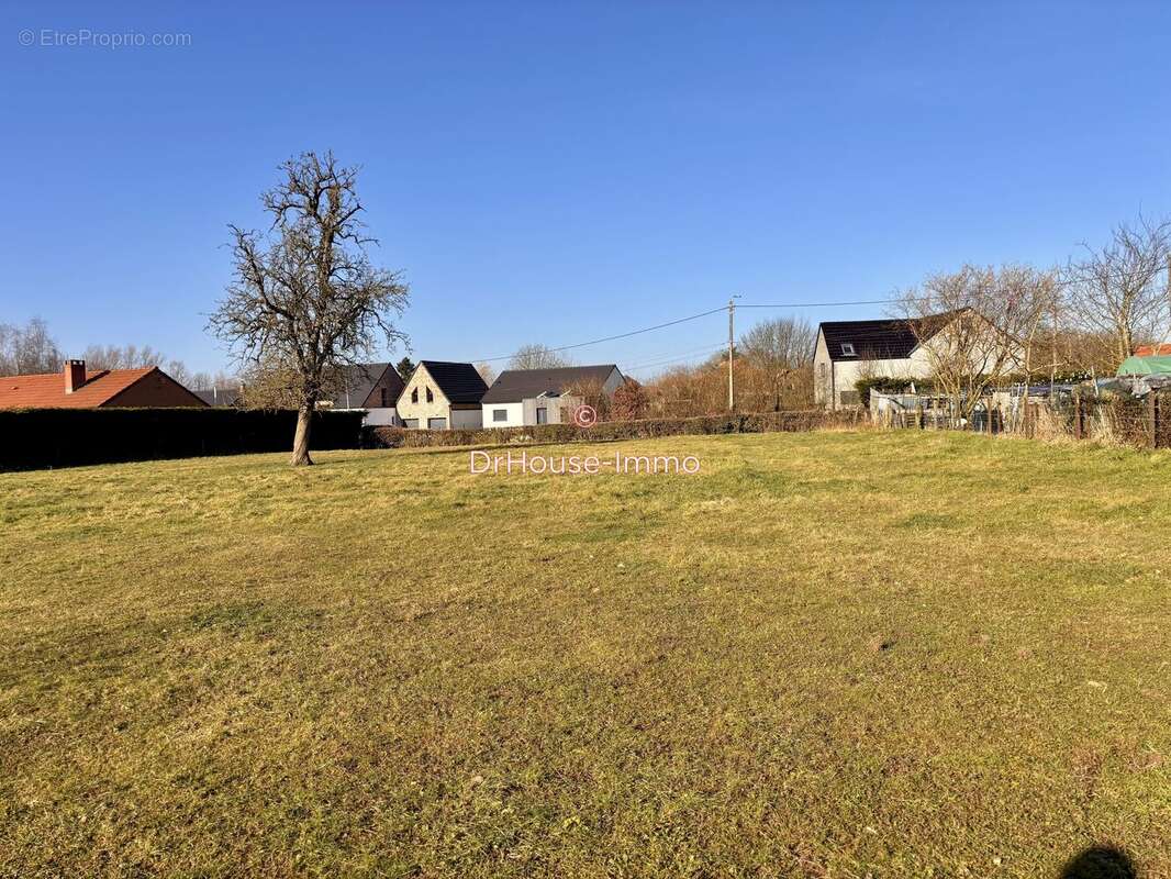 Terrain 2752 m² à La Longueville  - photo 4