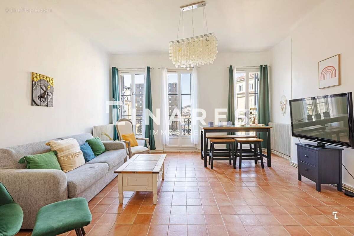 HELENA - Appartement T3 de 105m² - Balcon - 13001 Vieux-Port - photo 7
