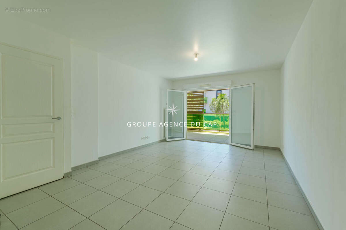 Appartement Saint Raphael 2 pièce(s) 49 m2 - photo 4