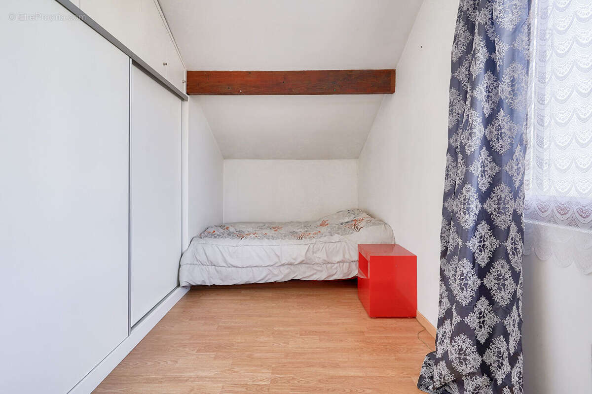 Maison à LE BLANC-MESNIL