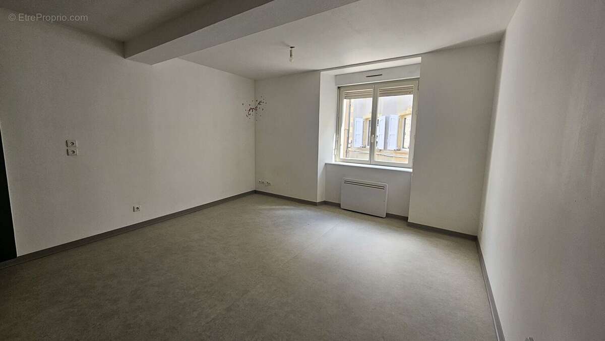 Appartement à SAINT-GENIEZ-D'OLT