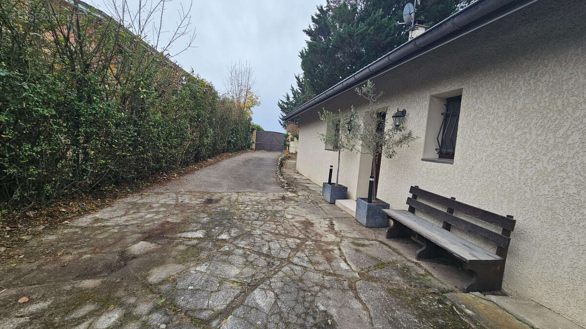 Maison à DOUVAINE