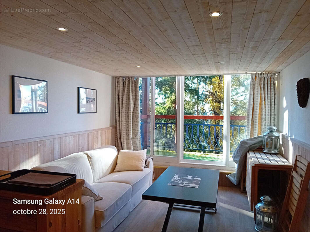 Appartement à LES CHAPELLES