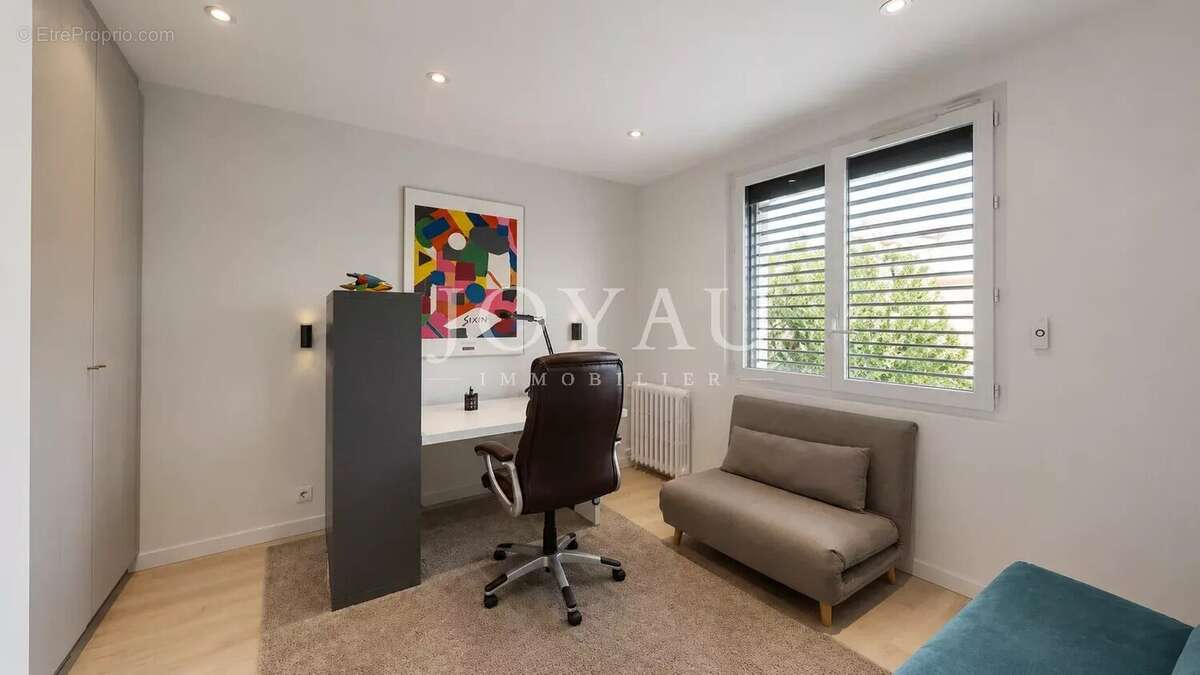 Maison familiale avec piscine - Quartier Côte Pavée - photo 12