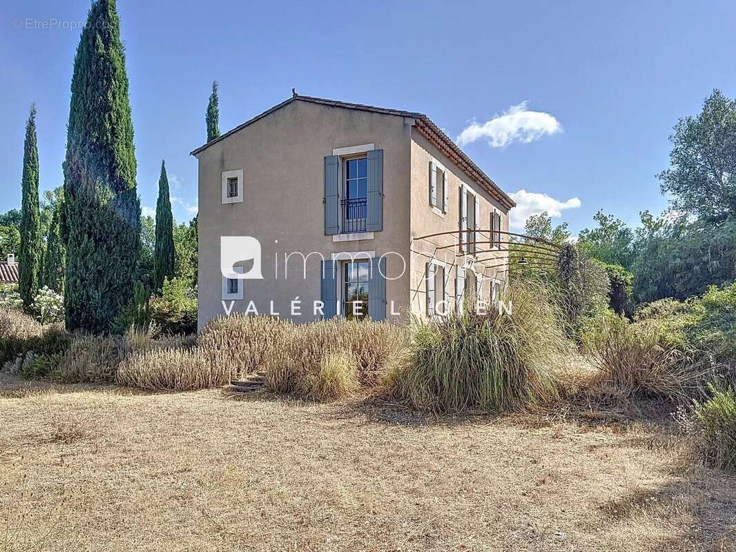 Maison à MAUSSANE-LES-ALPILLES