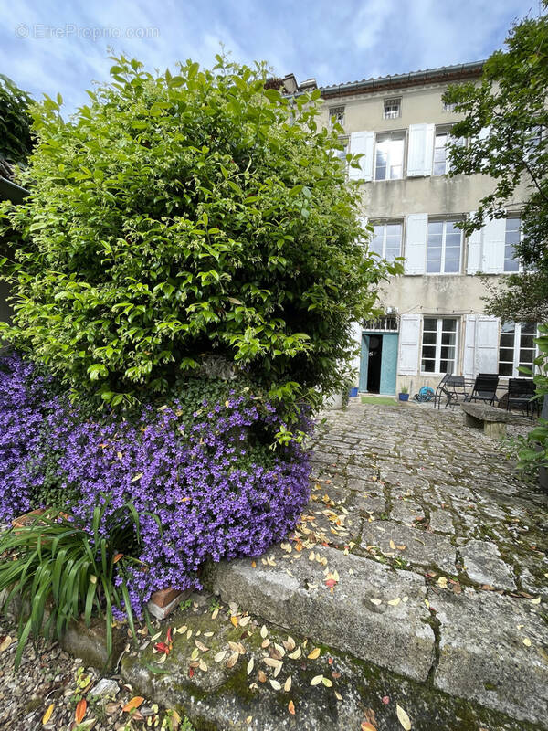 Maison à LA ROCHEFOUCAULD