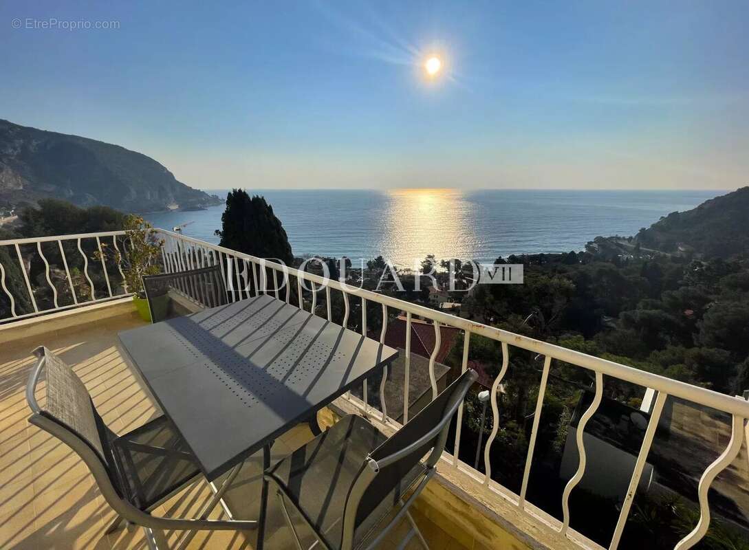 Appartement à EZE