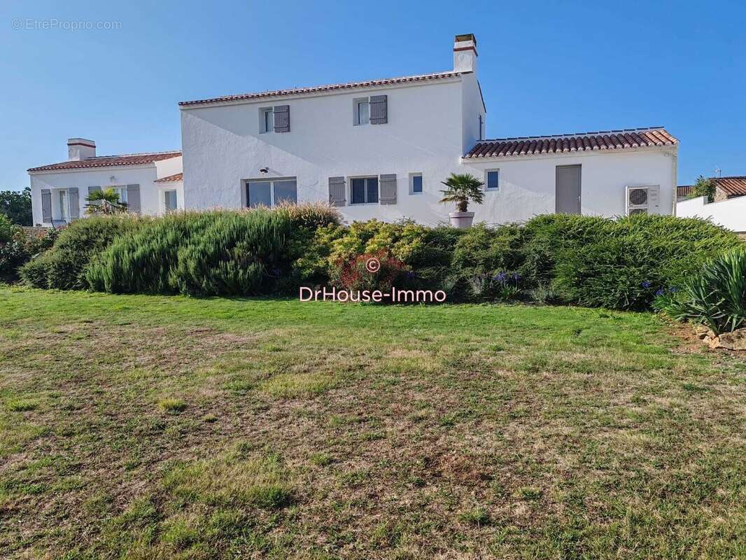 Maison à PUYRAVAULT